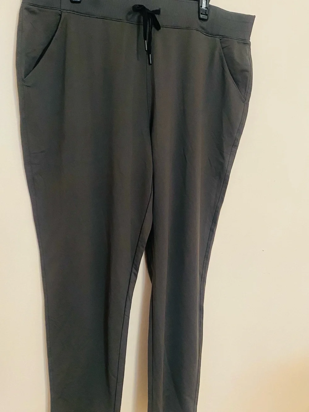 32 degrees get pants size xl